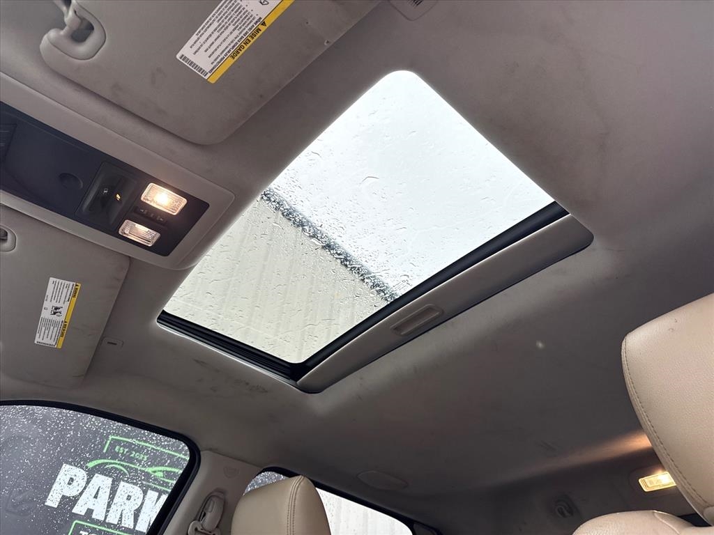 RAM 1500 Laramie Crew Cab SWB 4WD 2017