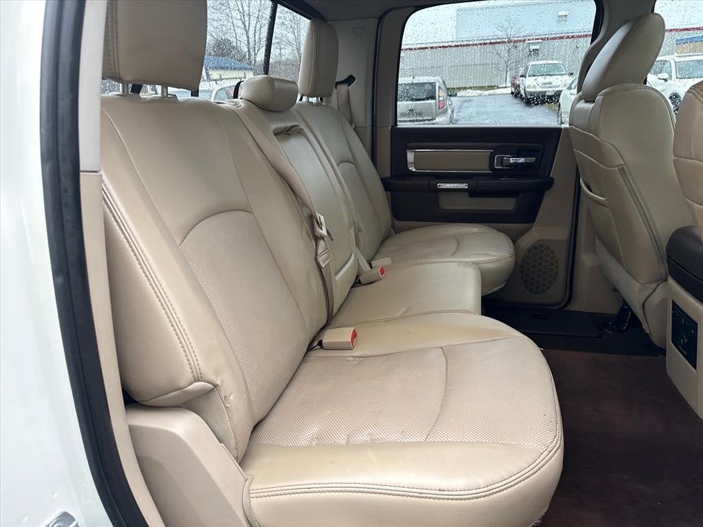 RAM 1500 Laramie Crew Cab SWB 4WD 2017