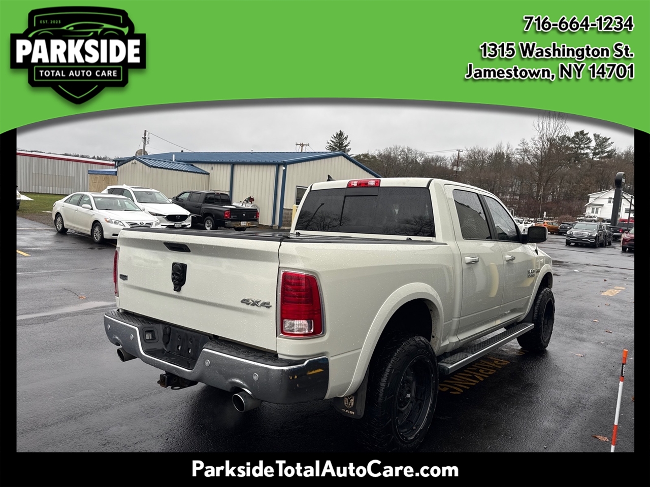 RAM 1500 Laramie Crew Cab SWB 4WD 2017