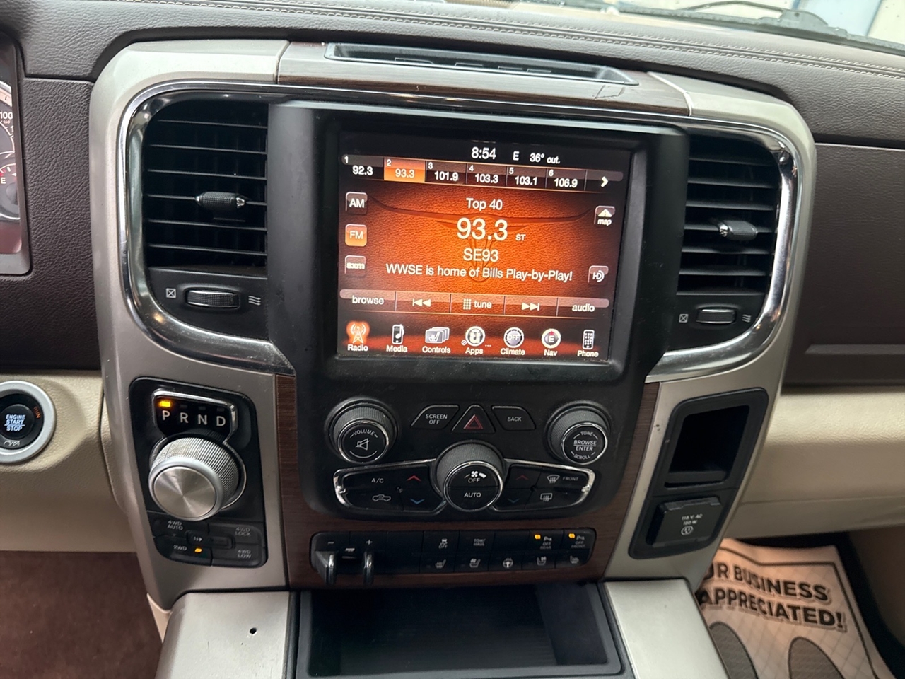 RAM 1500 Laramie Crew Cab SWB 4WD 2017