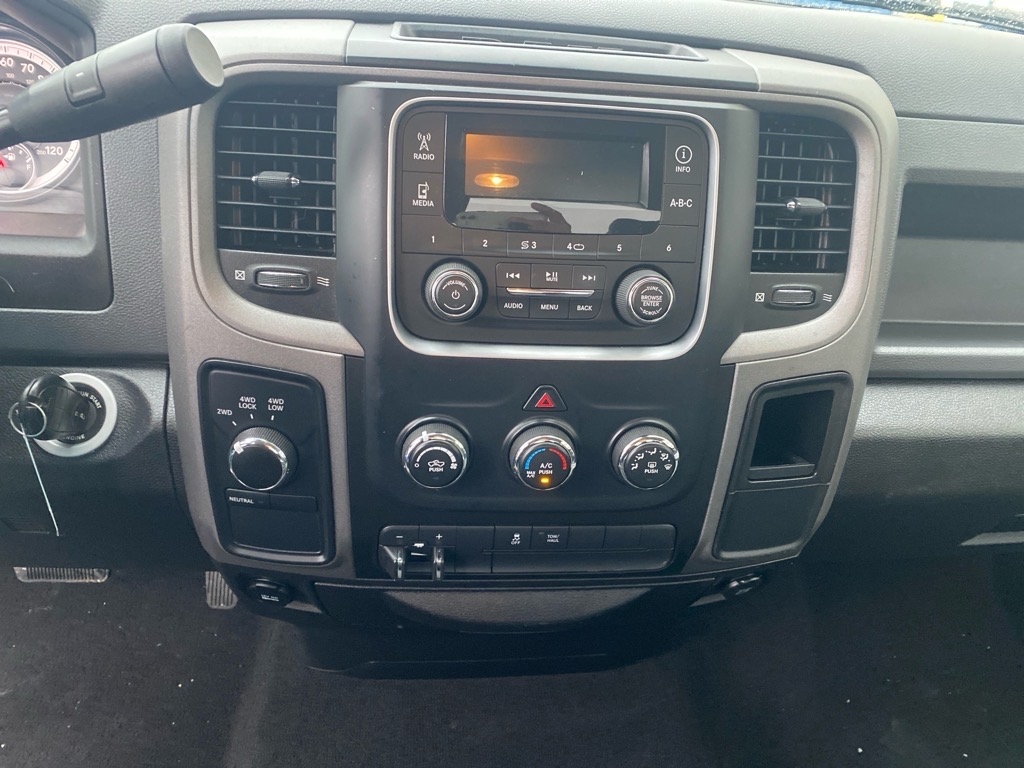 RAM 1500 Tradesman Regular Cab SWB 4WD 2014