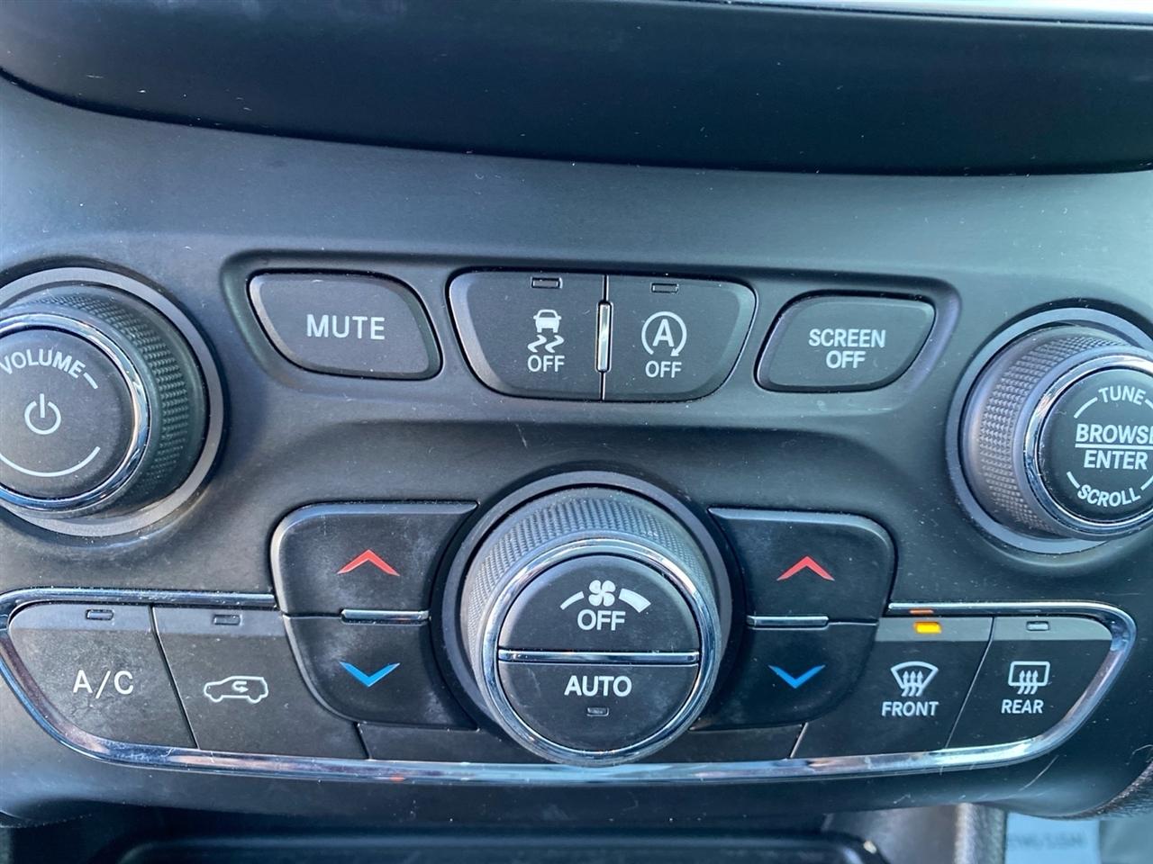 Jeep Cherokee Limited 4WD 2020