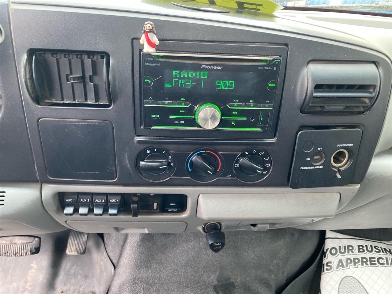 Ford F-450 SD Regular Cab 2WD DRW 2005