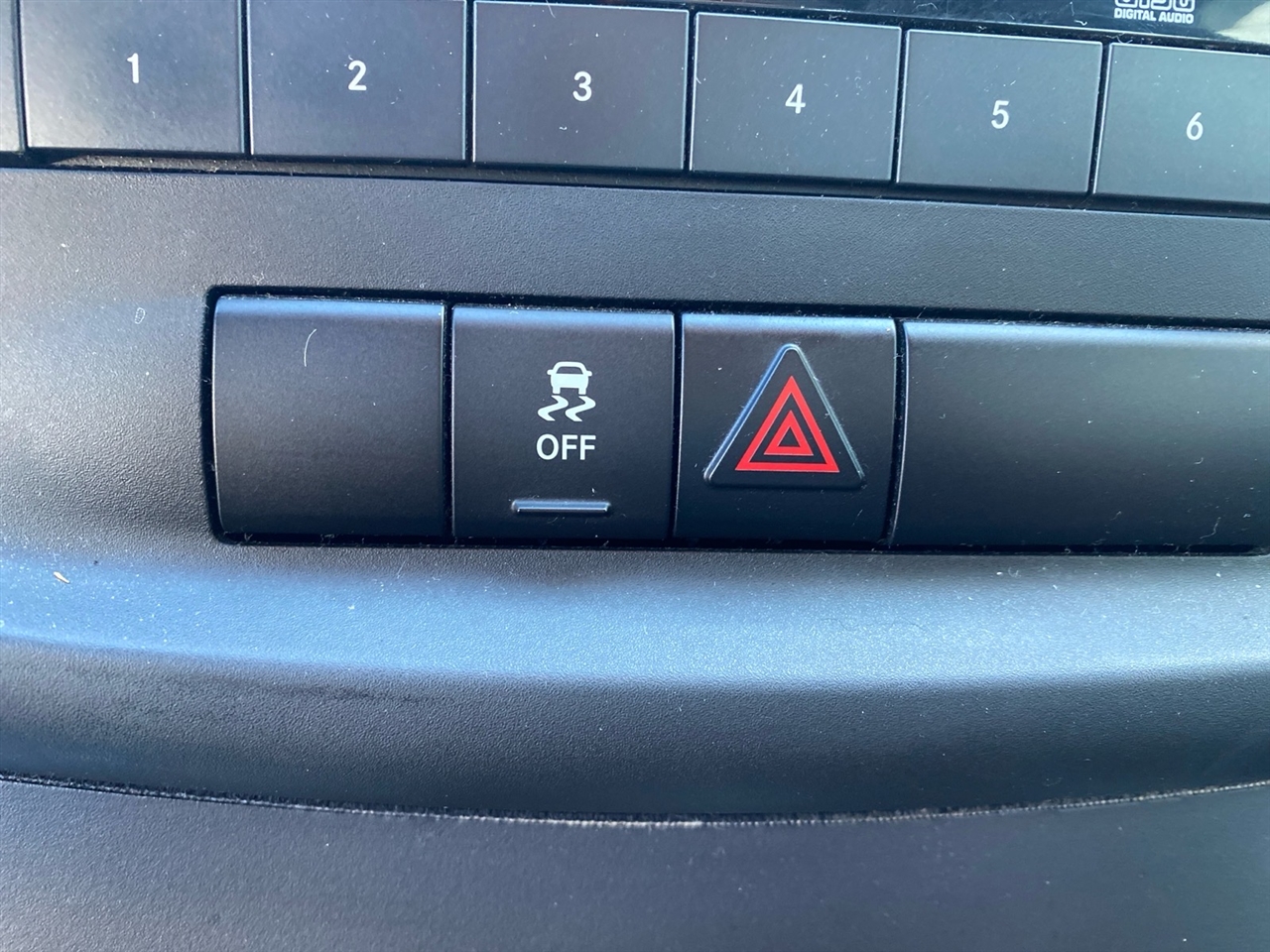 Dodge Avenger Base 2013