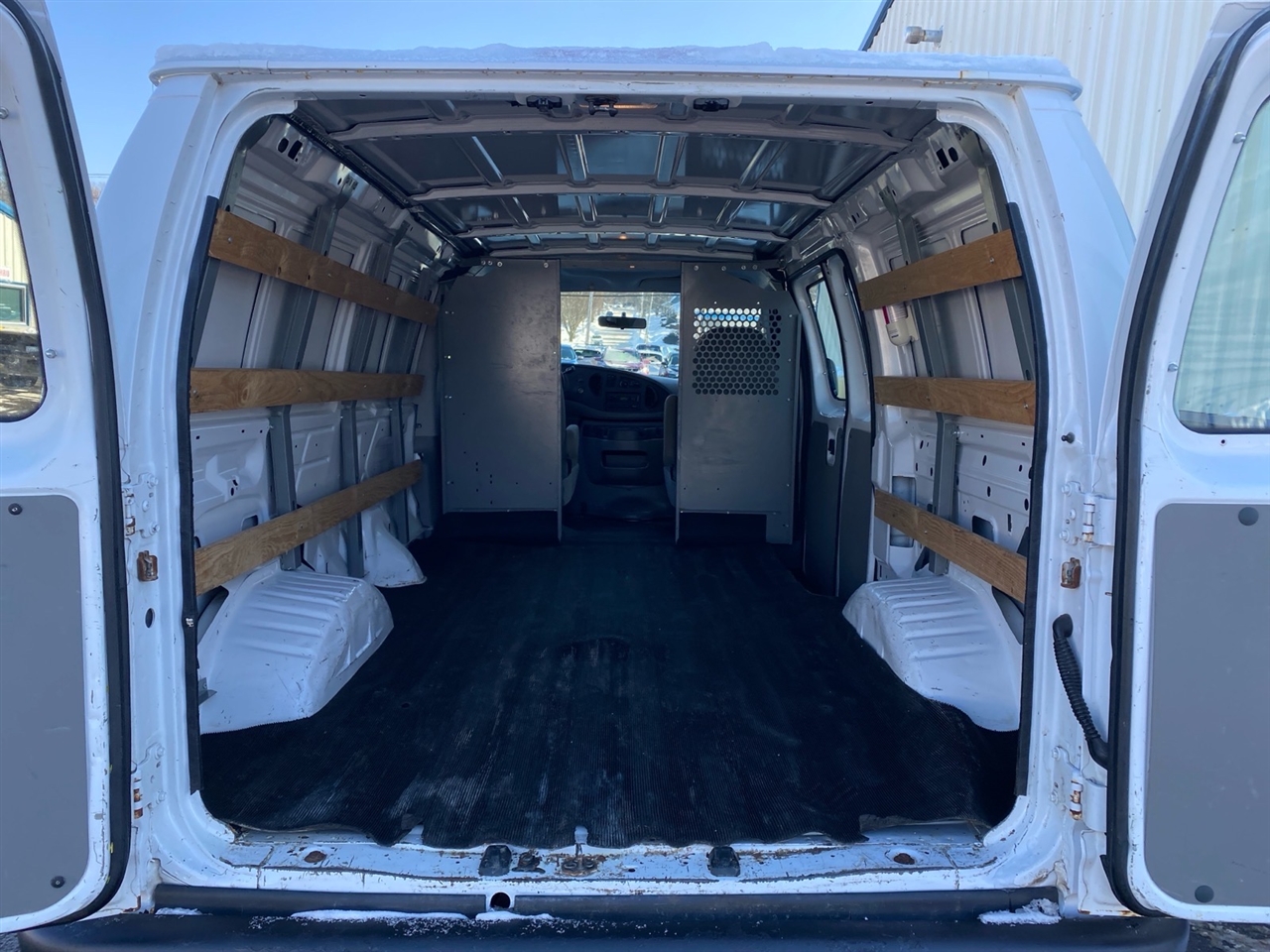 Ford Econoline E-250 2007