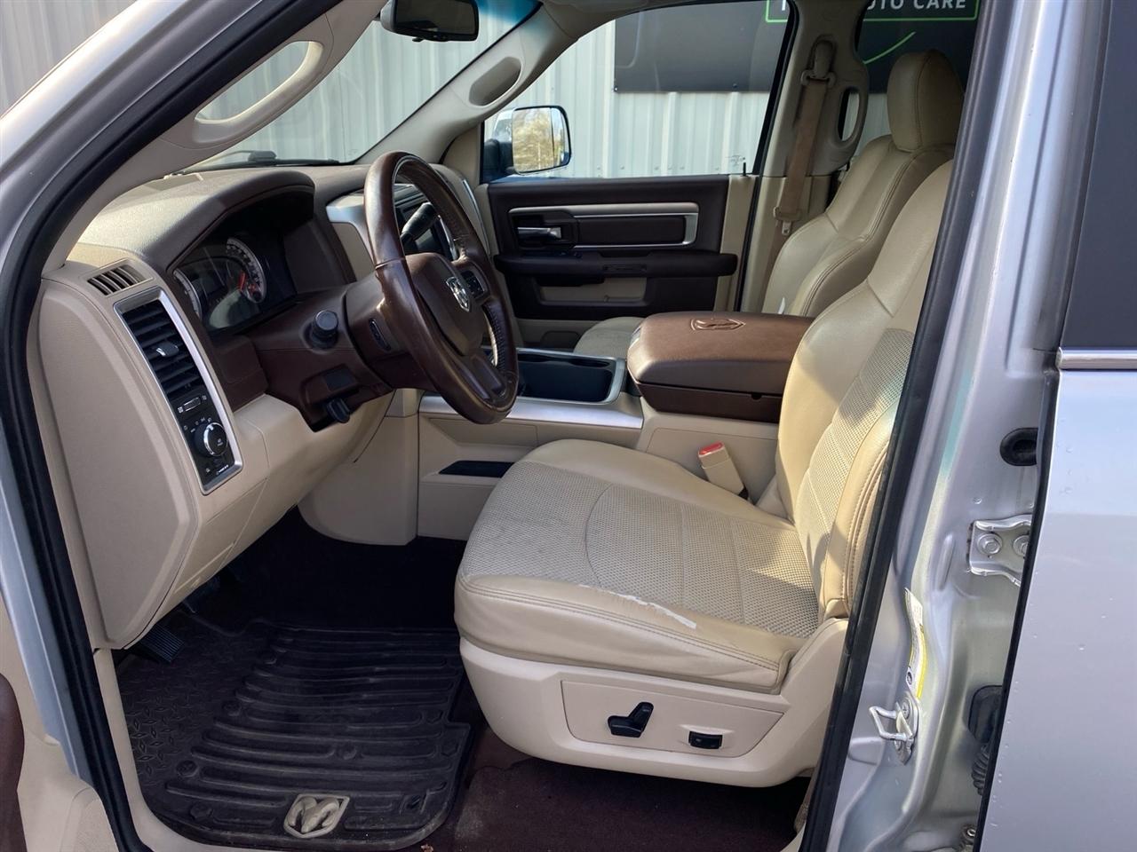 RAM 2500 SLT Crew Cab SWB 4WD 2018