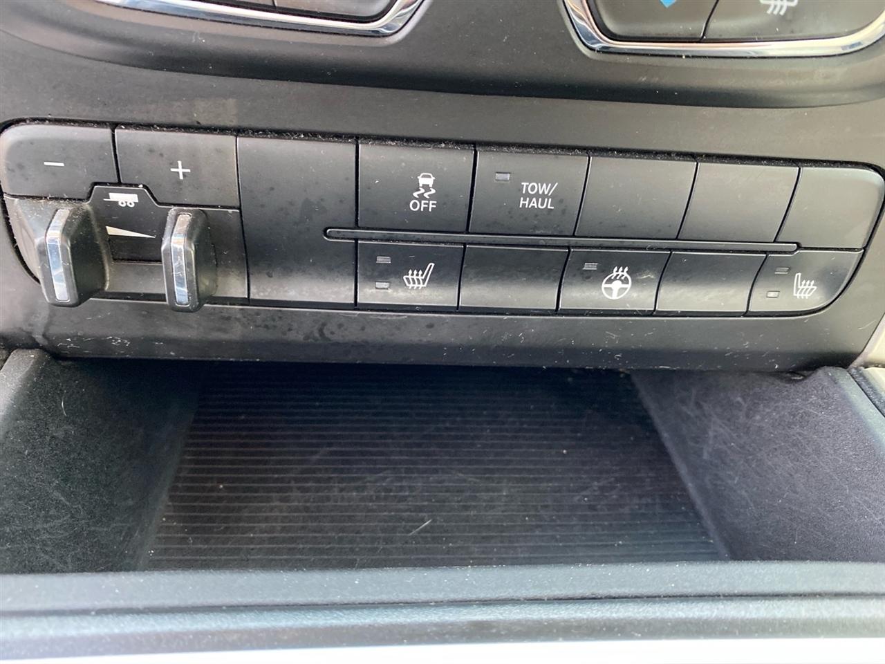 RAM 2500 SLT Crew Cab SWB 4WD 2018