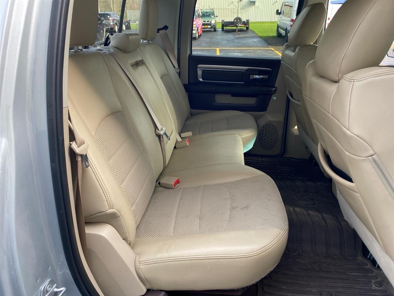 RAM 2500 SLT Crew Cab SWB 4WD 2018