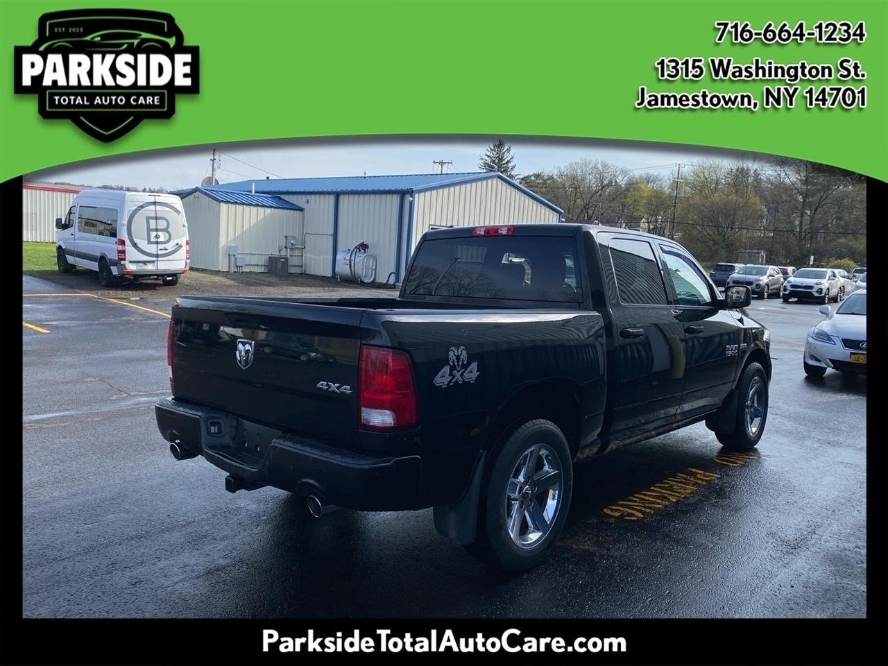 RAM 1500 Tradesman Crew Cab SWB 4WD 2018