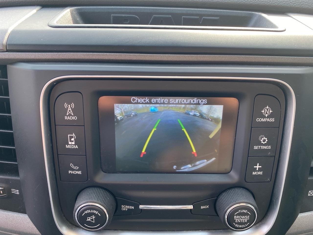 RAM 1500 Tradesman Crew Cab SWB 4WD 2018