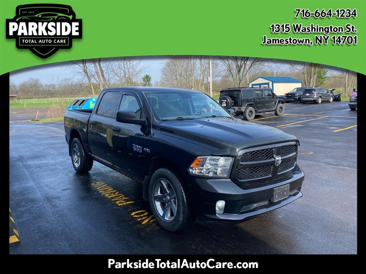 RAM 1500 Express 4x4 Crew Cab 5'7" Box 2018