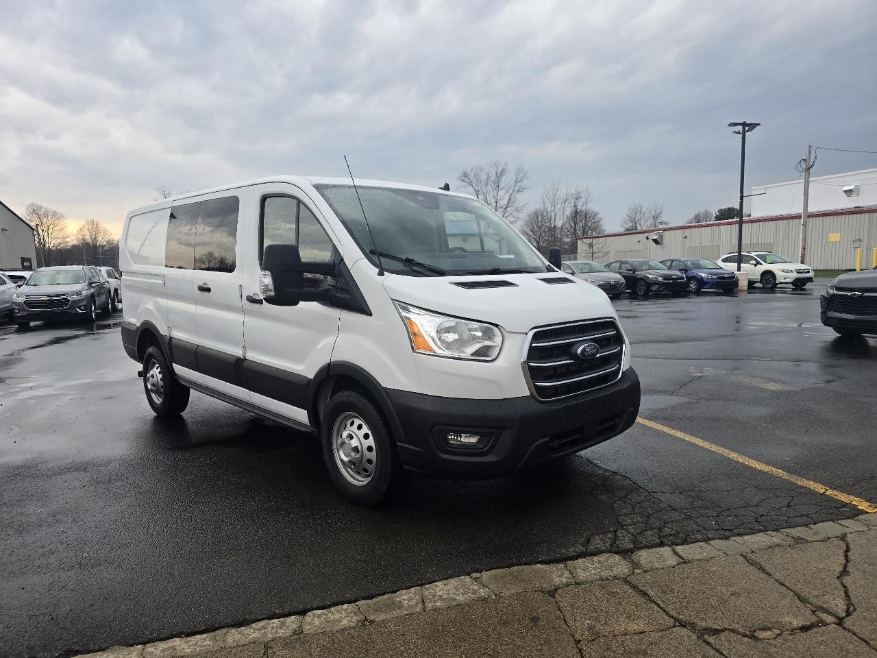 Ford Transit 250 Van High Roof w/Sliding Pass. 148-in. WB 2020