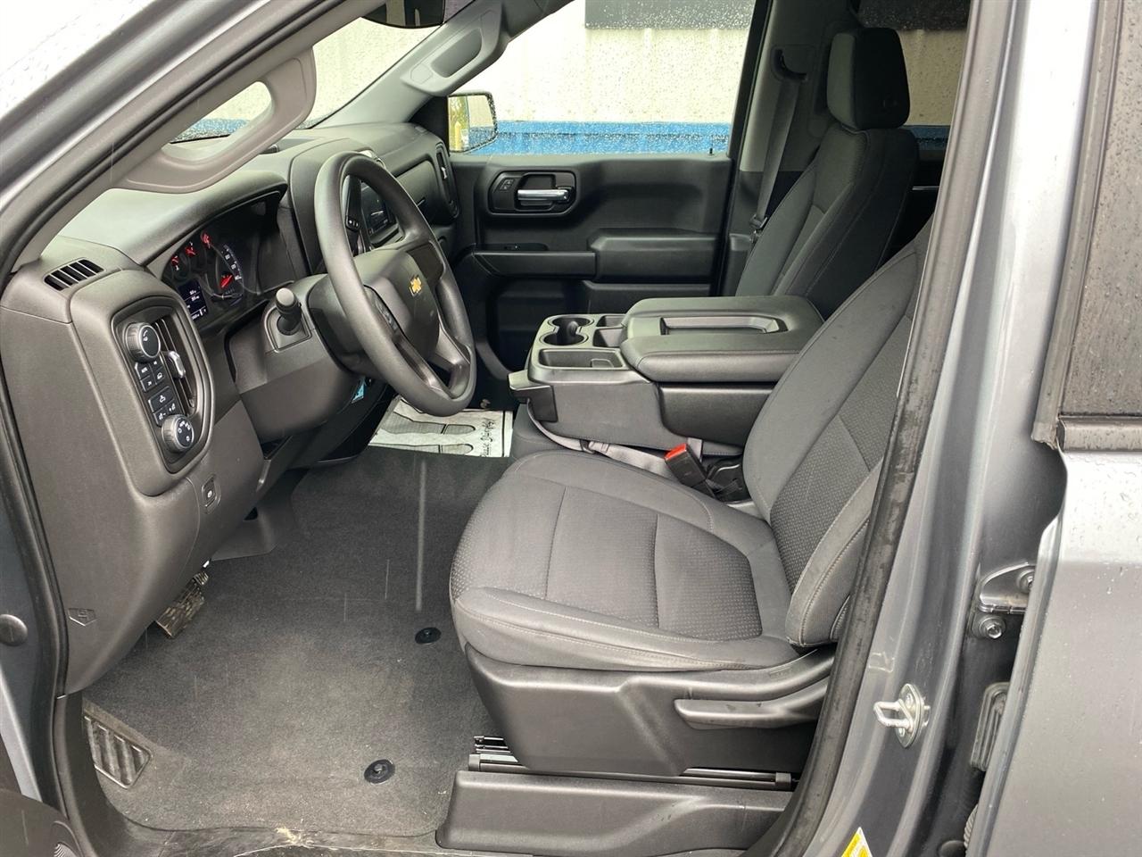 Chevrolet Silverado 1500 Custom Crew Cab Short Box 4WD 2021