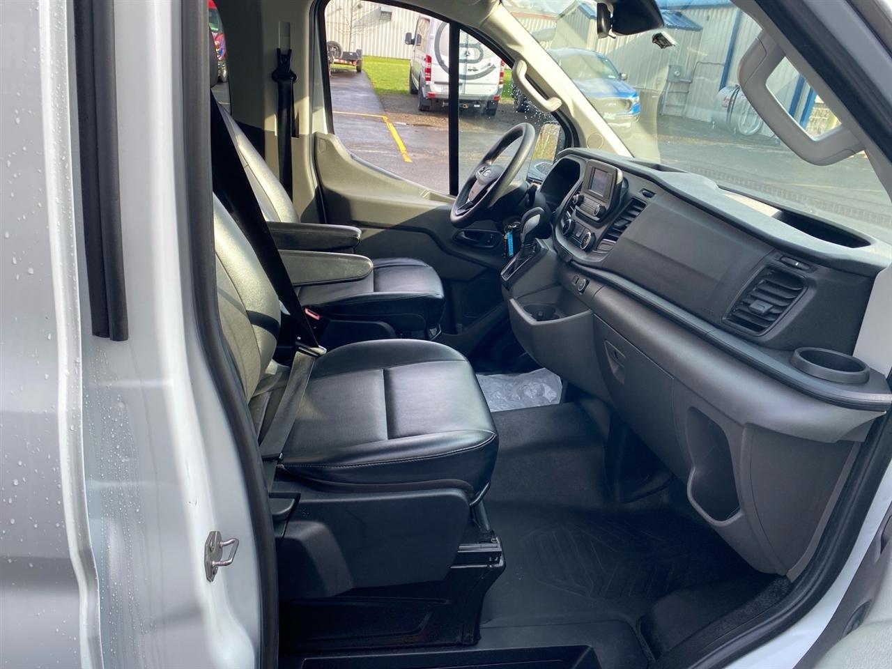 Ford Transit 350 Wagon Low Roof XL w/Sliding Pass. 148-in. WB 2020