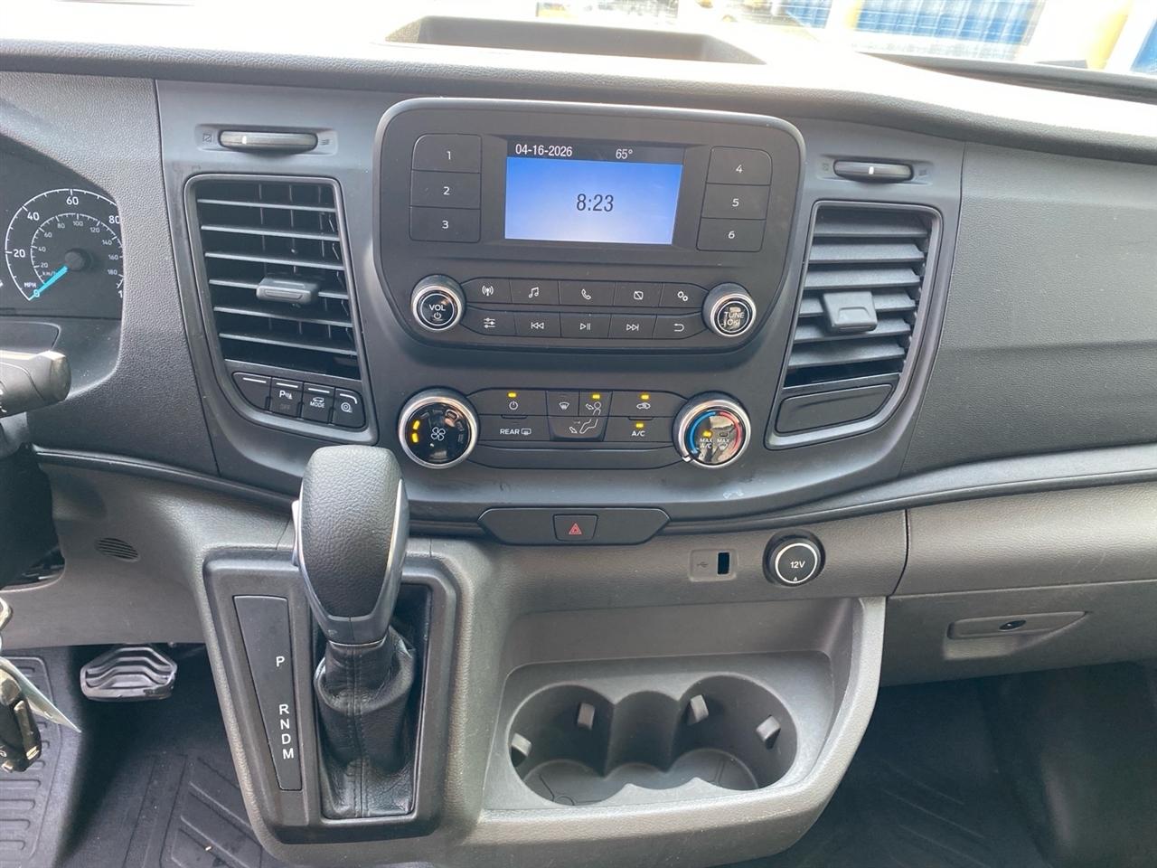 Ford Transit 350 Wagon Low Roof XL w/Sliding Pass. 148-in. WB 2020