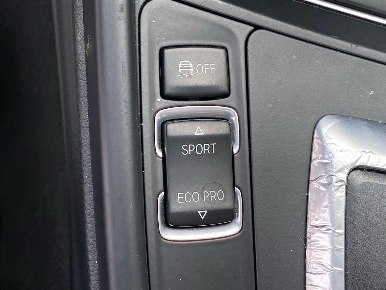 BMW 3-Series 320i xDrive 2014