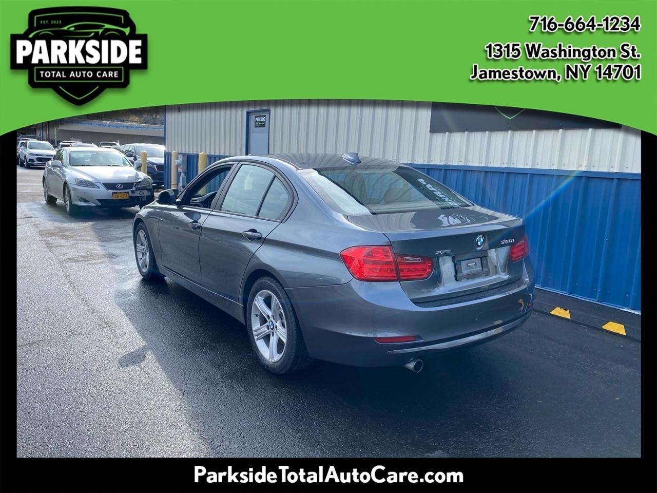 BMW 3-Series 320i xDrive 2014