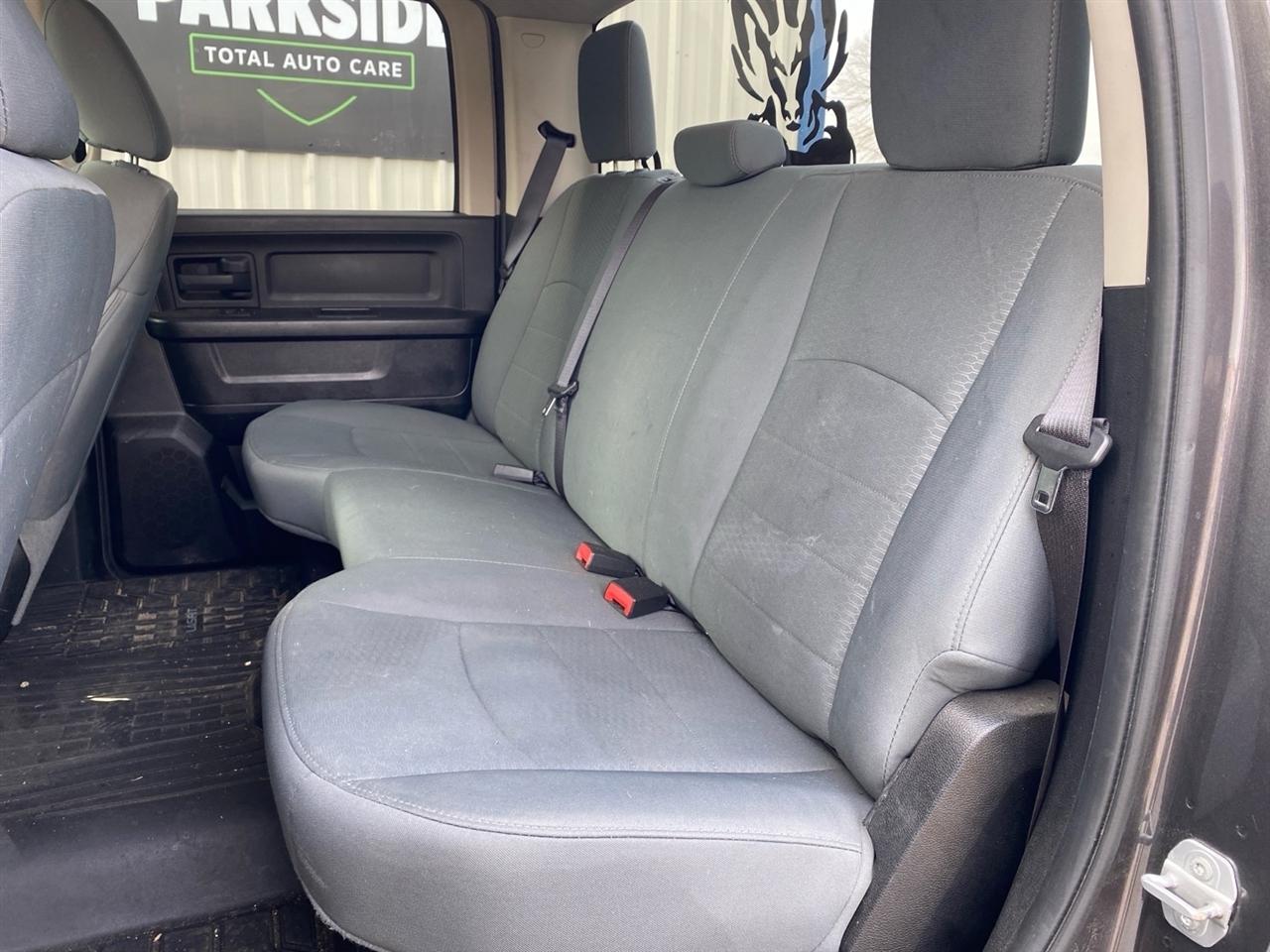 RAM 2500 Tradesman Crew Cab SWB 4WD 2015