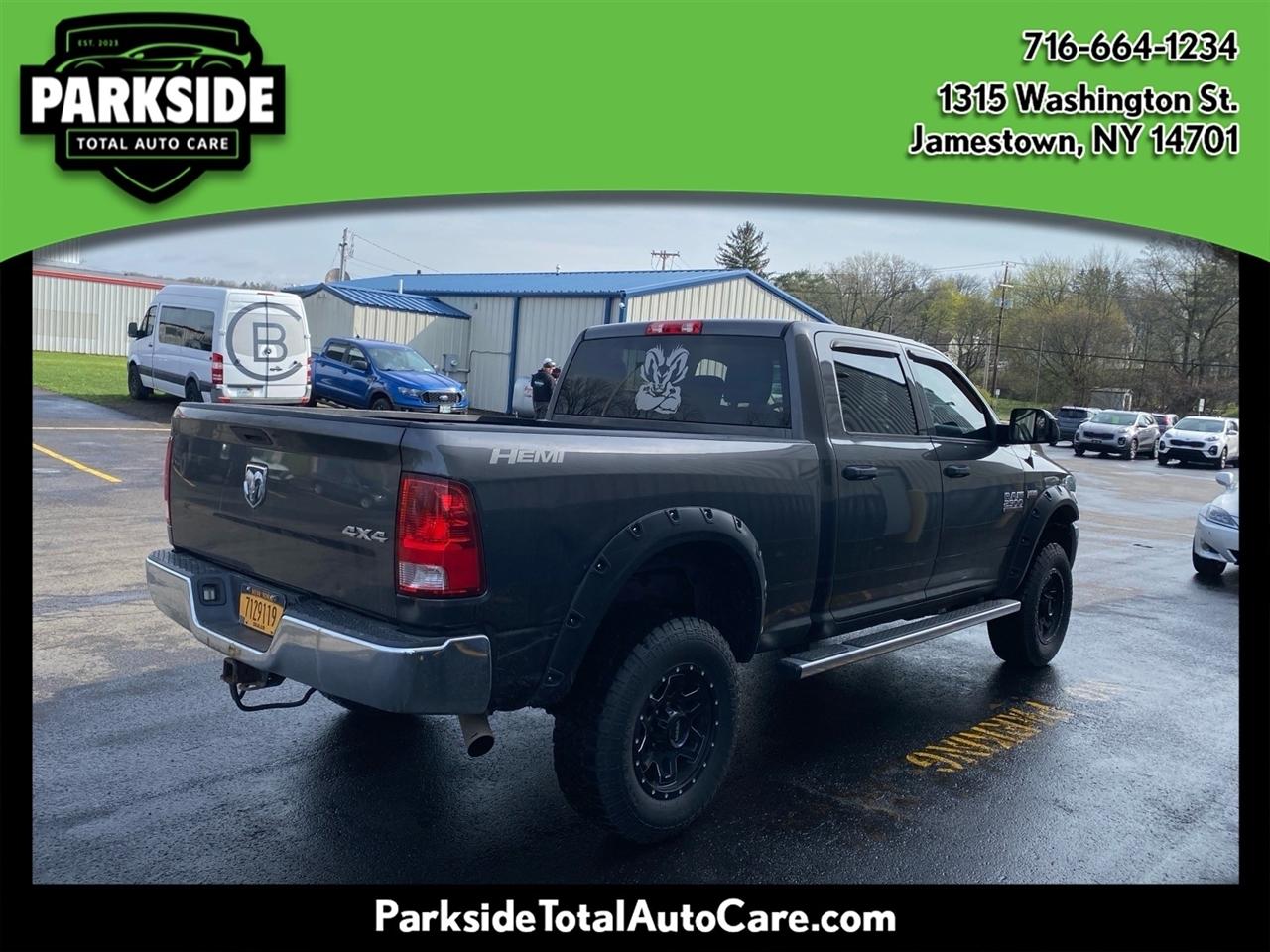 RAM 2500 Tradesman Crew Cab SWB 4WD 2015