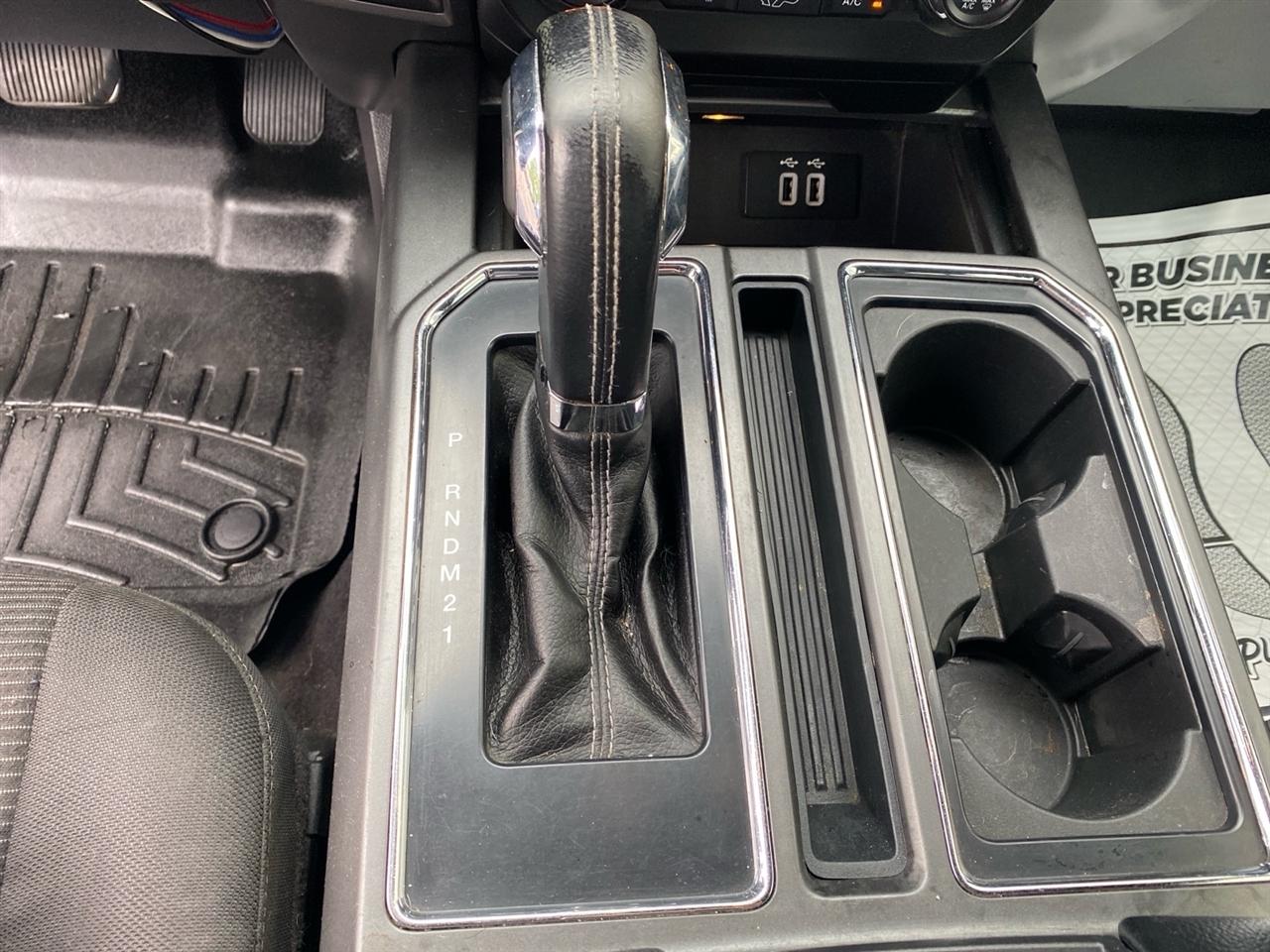 Ford F-150 Lariat SuperCrew 5.5-ft. Bed 4WD 2016