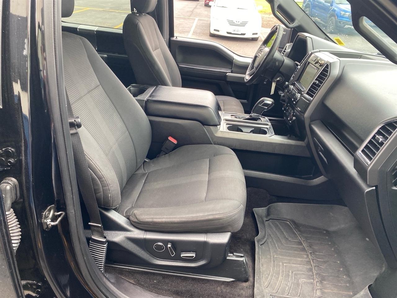 Ford F-150 Lariat SuperCrew 5.5-ft. Bed 4WD 2016