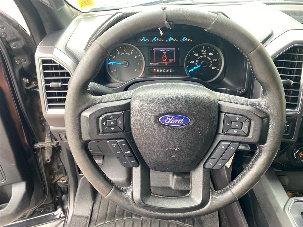 Ford F-150 Lariat SuperCrew 5.5-ft. Bed 4WD 2016