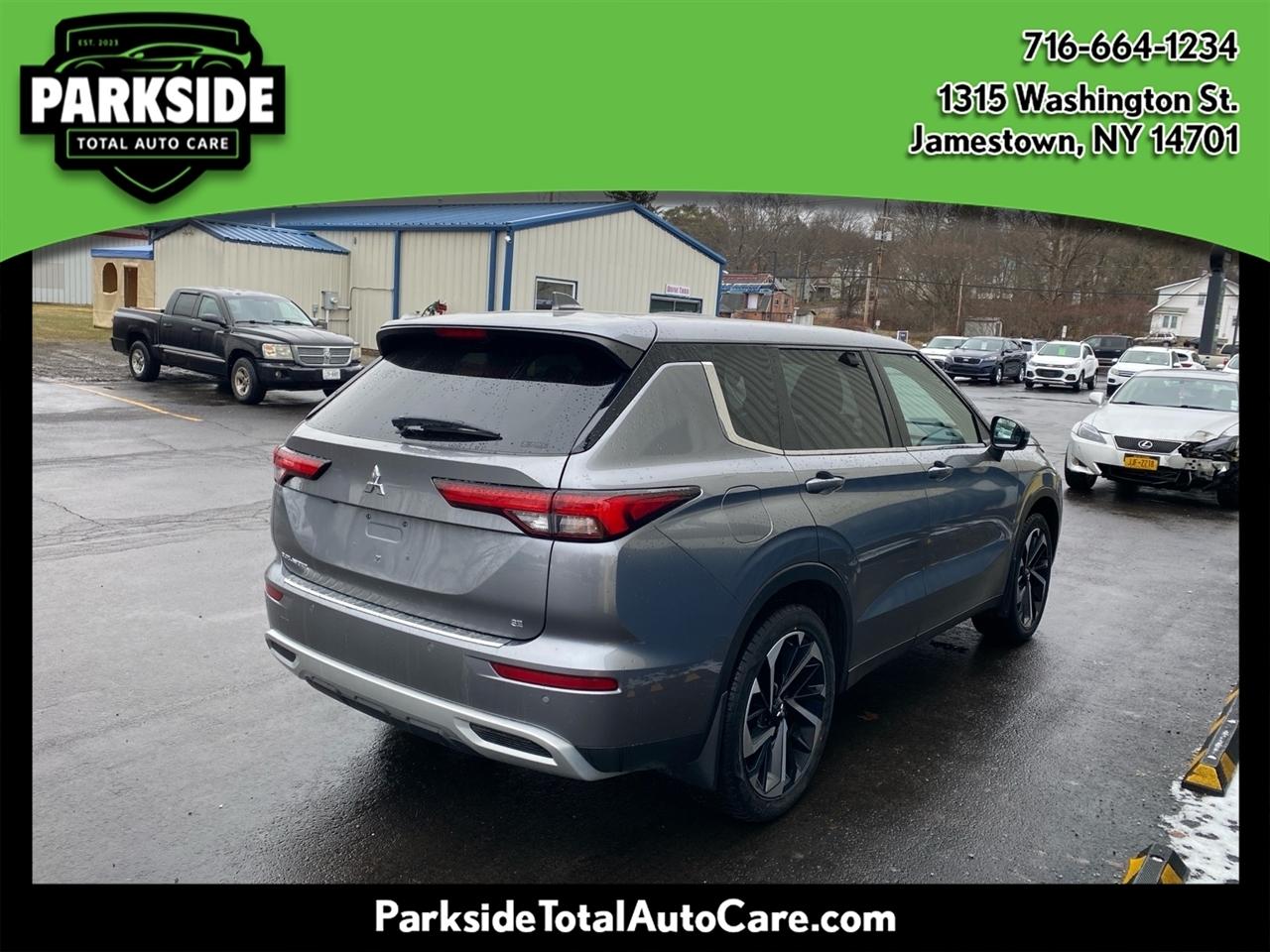 Mitsubishi Outlander SE 4WD 2022