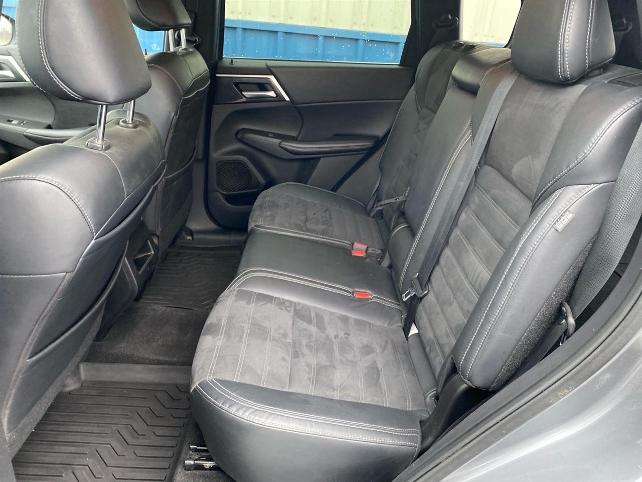 Mitsubishi Outlander SE 4WD 2022