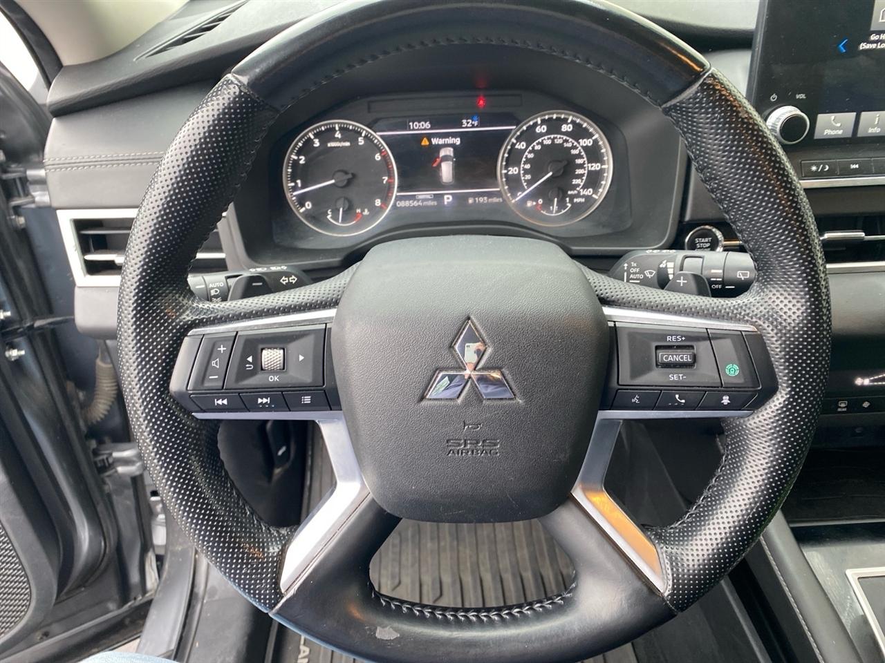 Mitsubishi Outlander SE 4WD 2022