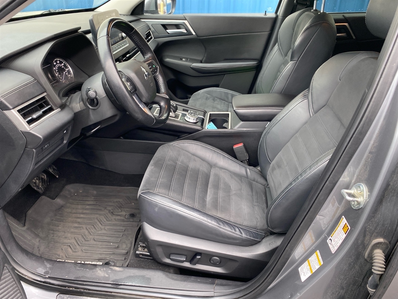 Mitsubishi Outlander SE 4WD 2022