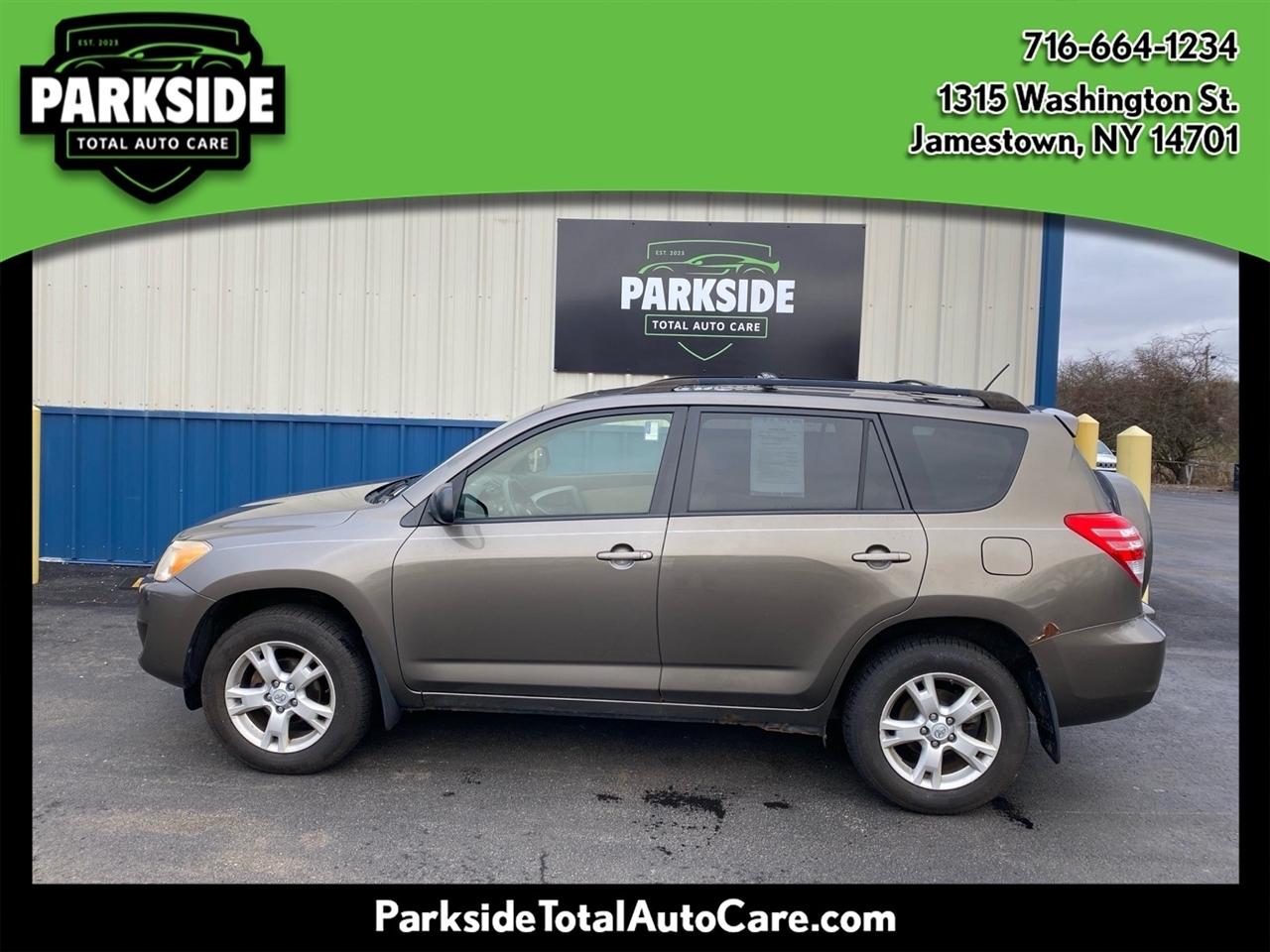 Toyota RAV4 Base I4 4WD 2012