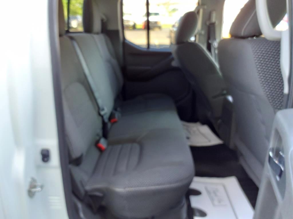 Nissan Frontier SL Crew Cab 5AT 4WD 2018