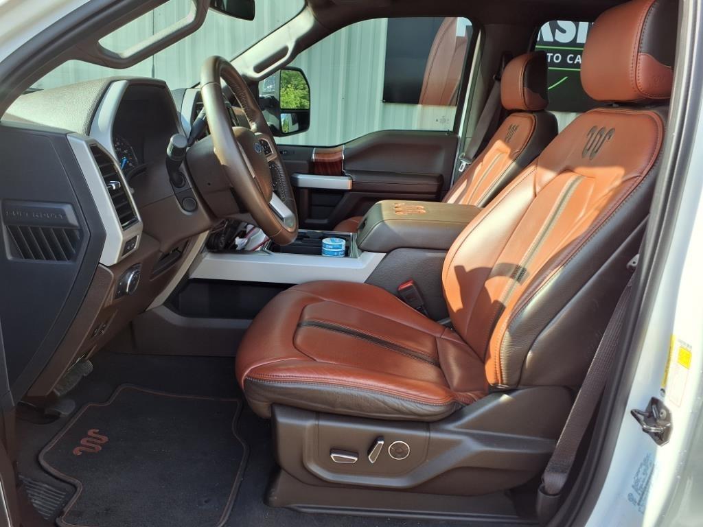 Ford F-350 SD King Ranch Crew Cab Long Bed 4WD 2022