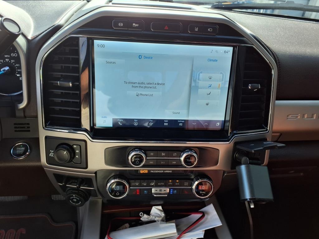 Ford F-350 SD King Ranch Crew Cab Long Bed 4WD 2022