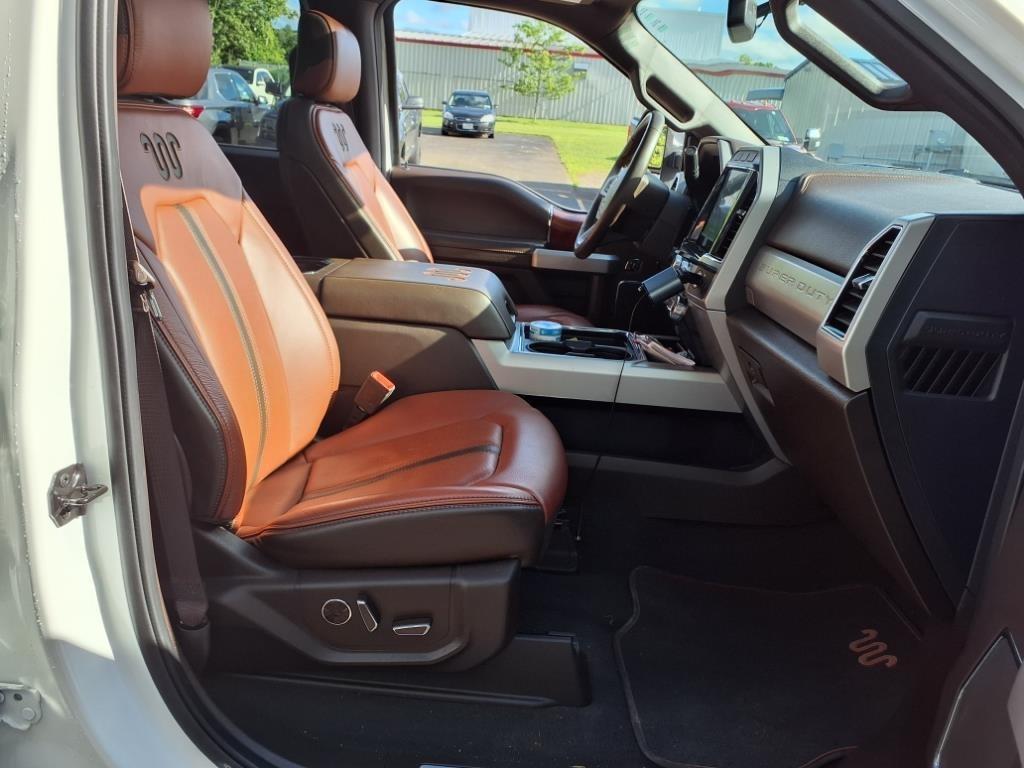 Ford F-350 SD King Ranch Crew Cab Long Bed 4WD 2022