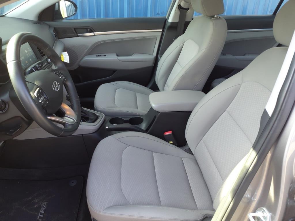 Hyundai Elantra Limited 2020