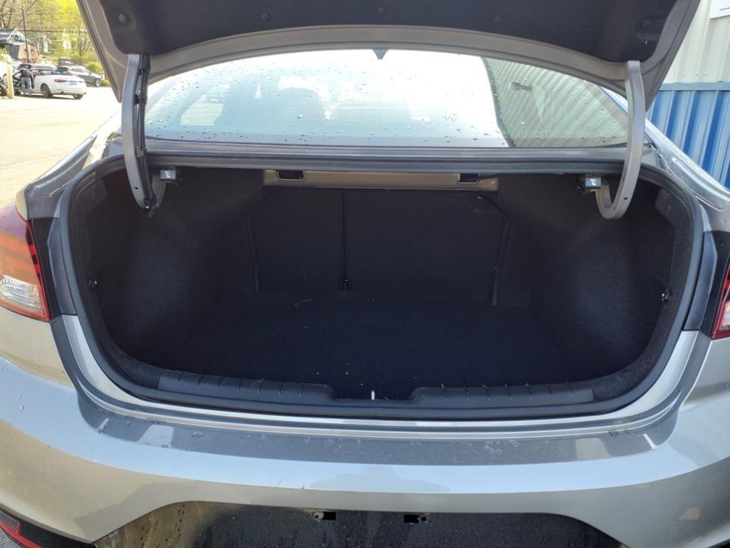 Hyundai Elantra Limited 2020