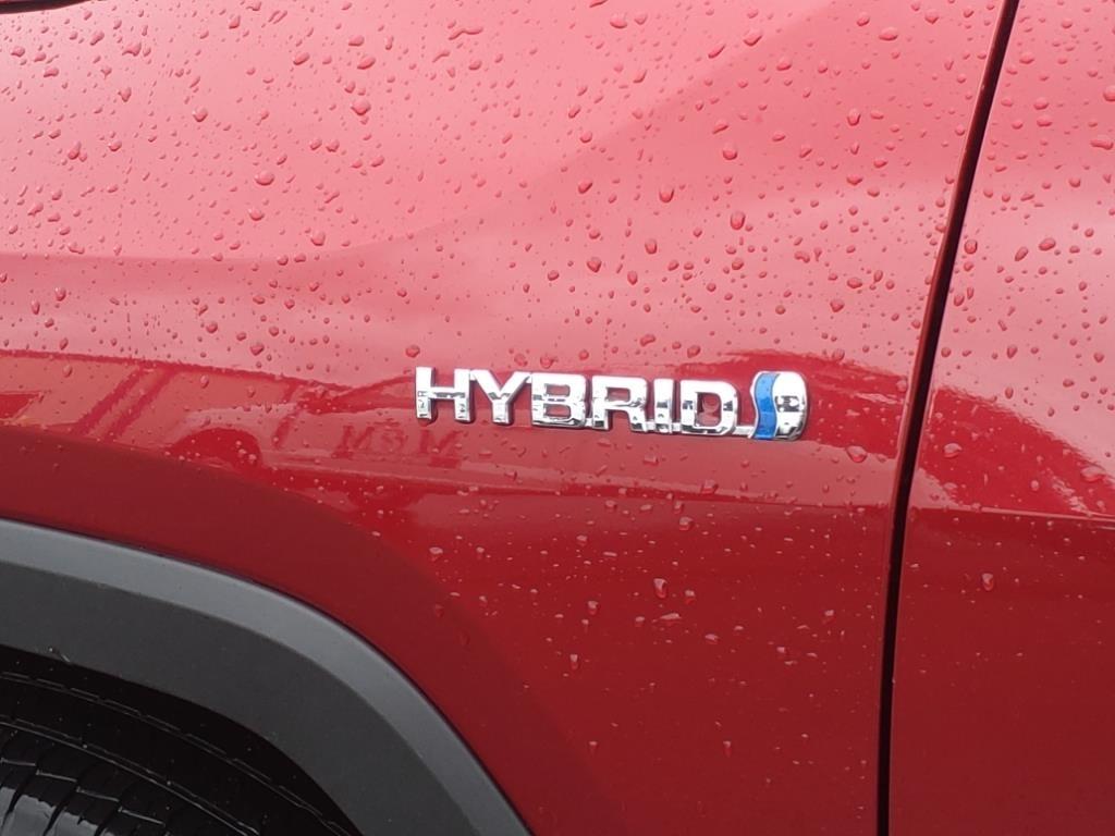 Toyota RAV4 Hybrid LE 2020