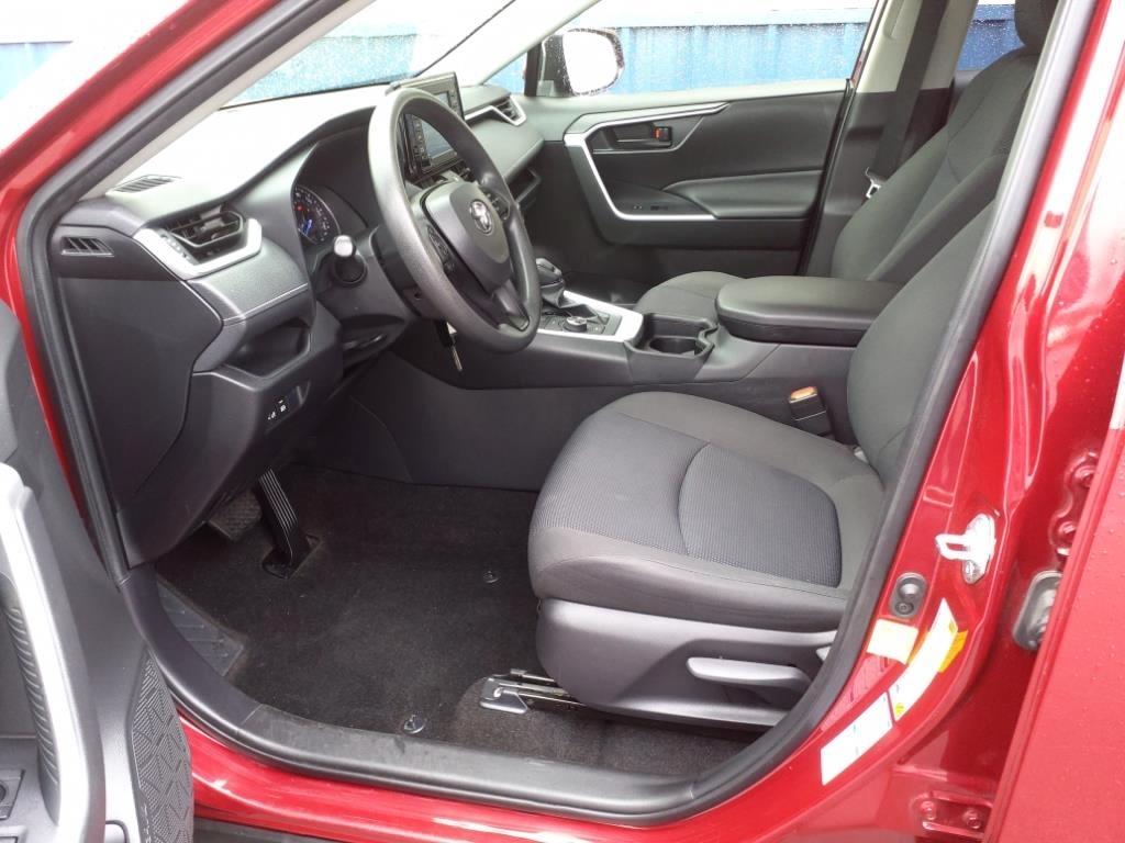 Toyota RAV4 Hybrid LE 2020