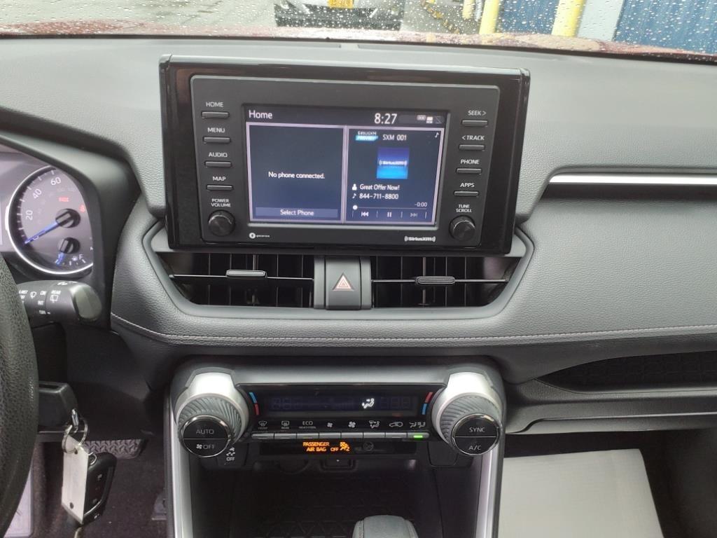 Toyota RAV4 Hybrid LE 2020