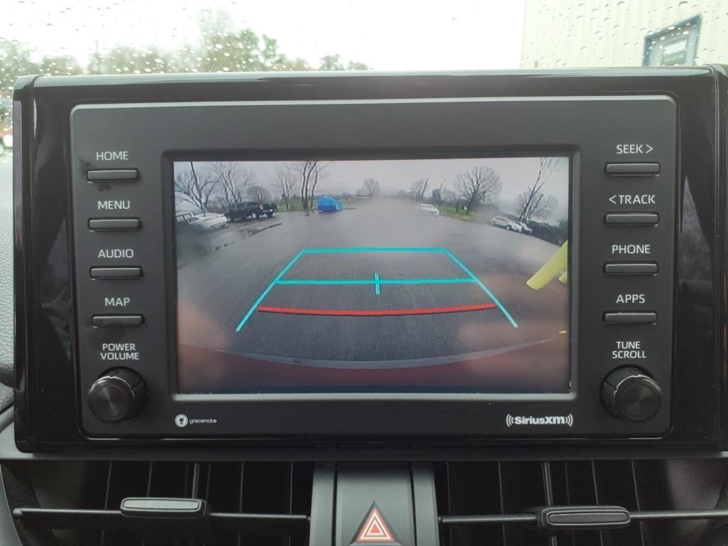 Toyota RAV4 Hybrid LE 2020