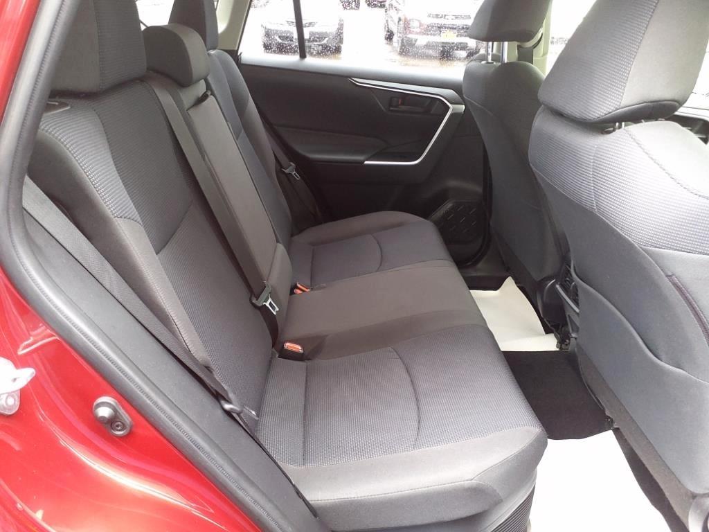 Toyota RAV4 Hybrid LE 2020