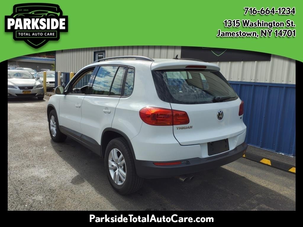 Volkswagen Tiguan SE 2016