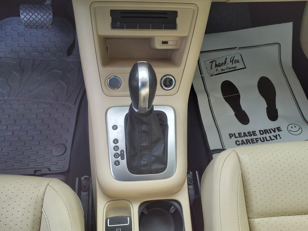 Volkswagen Tiguan SE 2016