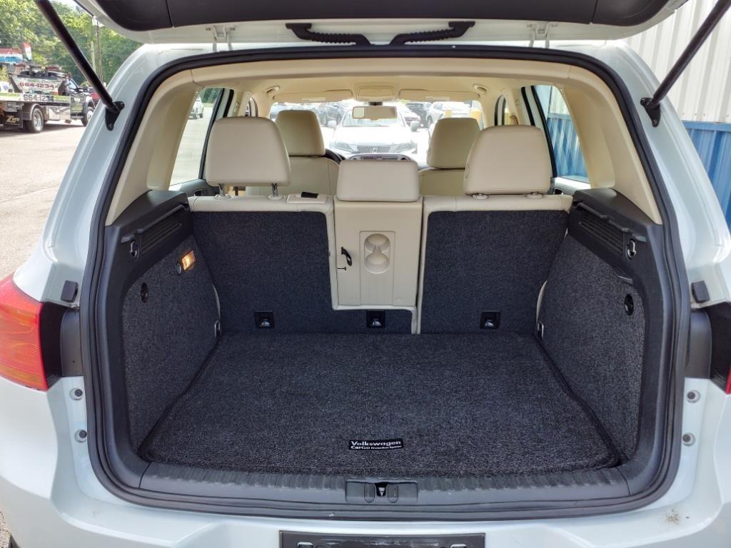 Volkswagen Tiguan SE 2016