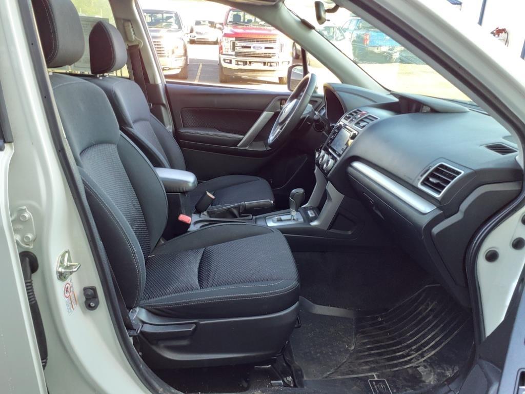 Subaru Forester 2.5i Limited 2017