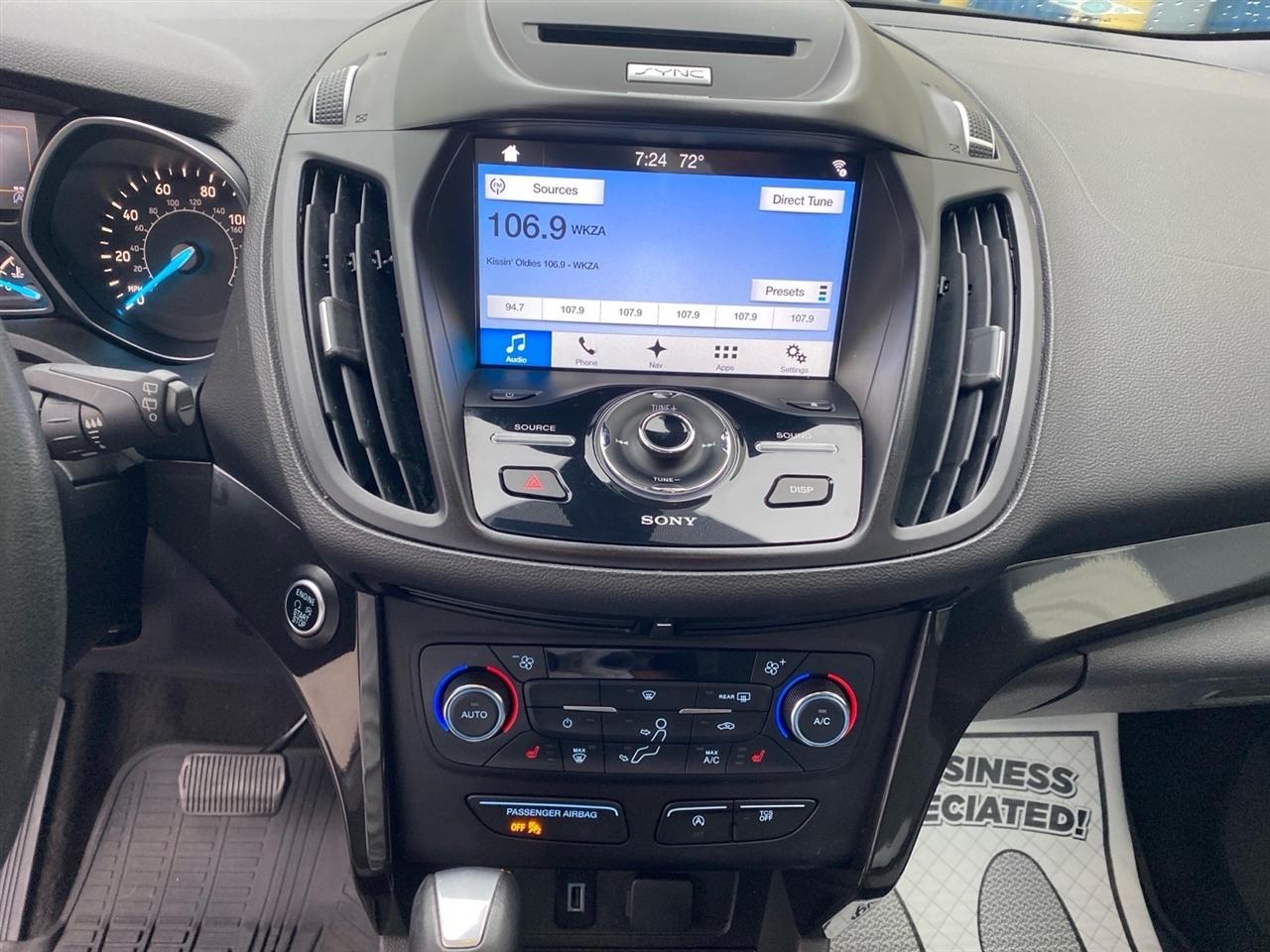 Ford Escape Titanium 4WD 2017
