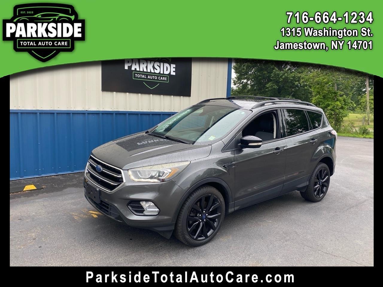 Ford Escape Titanium 4WD 2017