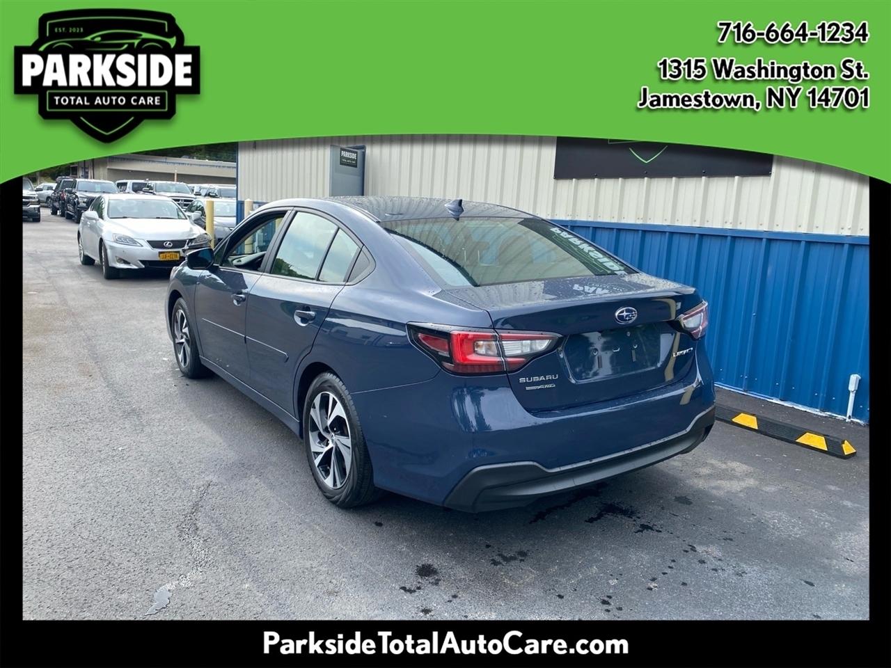 Subaru Legacy Premium 2024