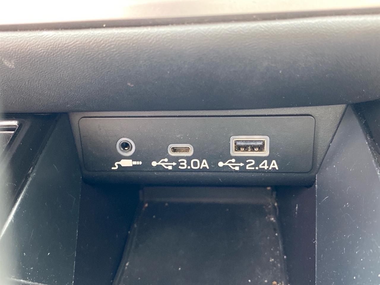 Subaru Legacy Premium 2024